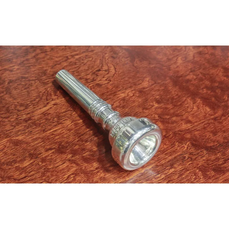 usato Bach 10CFL Bocchino per Flicorno Soprano Argentato Nuovo Arrivo