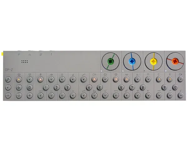Offerta Limitata TEENAGE ENGINEERING OP-Z SINTETIZZATORE PORTATILE E SEQUENCER A 16 TRACCE WIRELESS